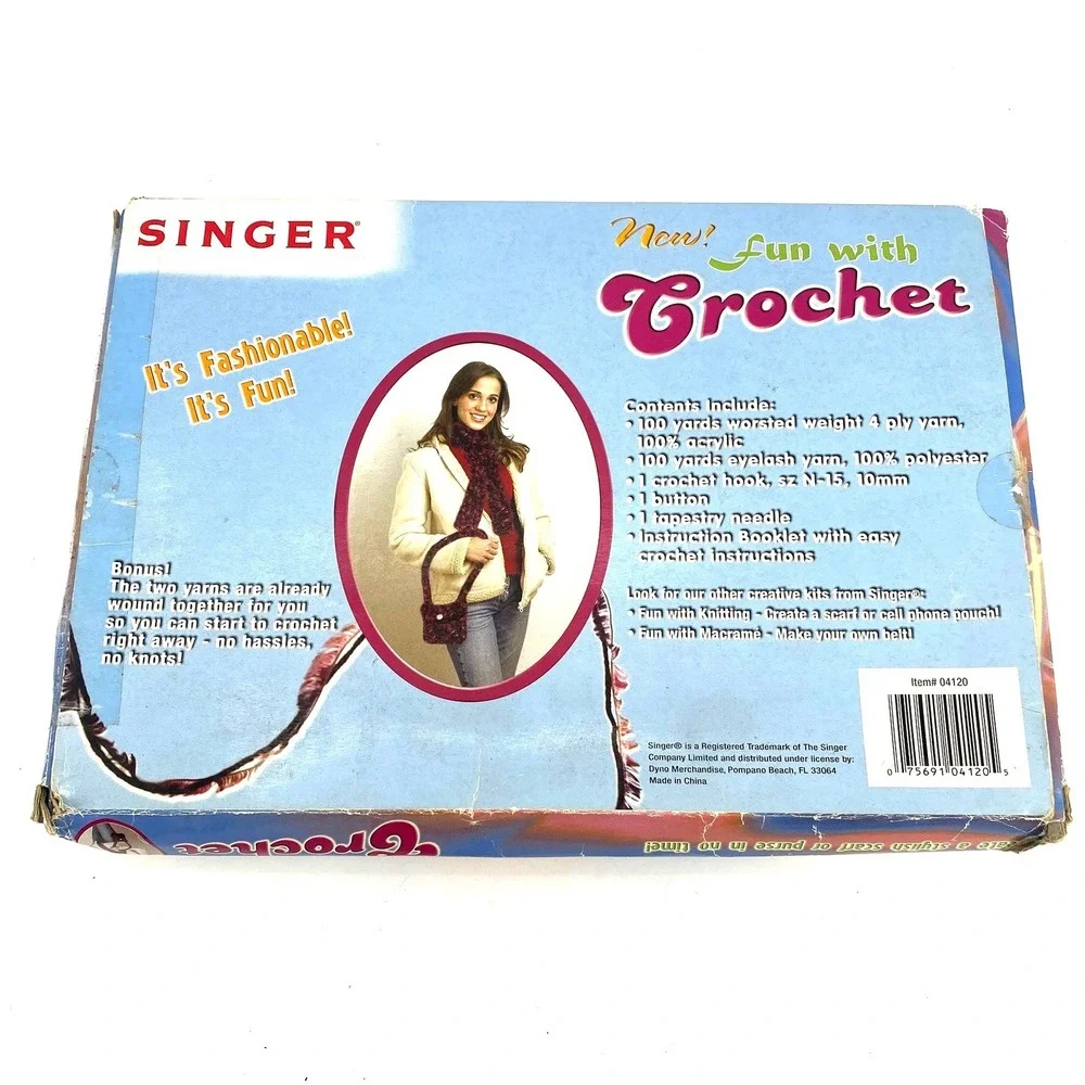 Singer Fun with Crochet Trendy Scarf Purse Fashion Kit New